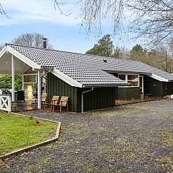 Vakantiehuis "Ananda" - 900m from the sea