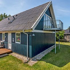 Vakantiehuis "Hekla" - 150m from the sea