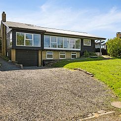 Vakantiehuis "Sölvy" - 300m from the sea