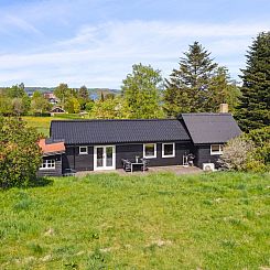 Vakantiehuis "Sölvy" - 300m from the sea