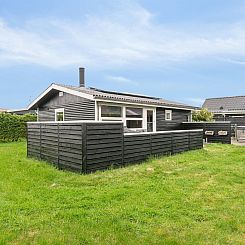 Vakantiehuis "Ritha" - 175m from the sea