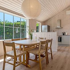 Vakantiehuis "Sjarlotte" - 100m from the sea