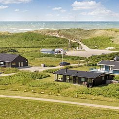 Vakantiehuis "Waghn" - 250m from the sea