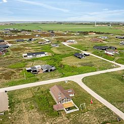 Vakantiehuis "Emppu" - 250m from the sea