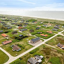 Vakantiehuis "Emppu" - 250m from the sea