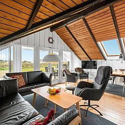 Vakantiehuis "Olesia" - 250m from the sea