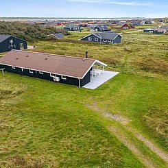 Vakantiehuis "Elnur" - 100m from the sea