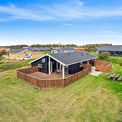 Vakantiehuis "Wolter" - 700m from the sea