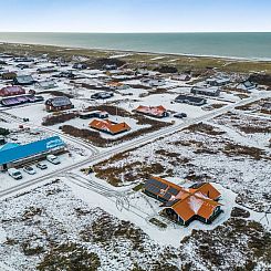 Vakantiehuis "Doris" - 150m from the sea