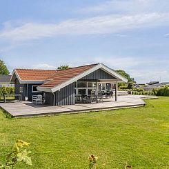 Vakantiehuis "Nahele" - 150m from the sea