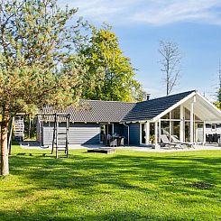 Vakantiehuis "Solborg" - 800m from the sea