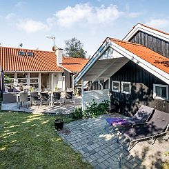 Vakantiehuis "Tede" - 1km from the sea