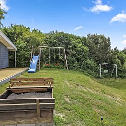 Vakantiehuis "Lissi" - 700m from the sea