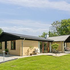 Vakantiehuis "Mechthild" - 700m from the sea