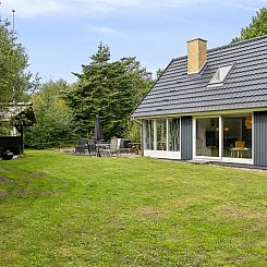 Vakantiehuis "Eugenie" - 100m from the sea