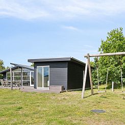 Vakantiehuis "Joseph" - 500m from the sea
