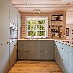 Vakantiehuis "Iorund" - 9km from the sea