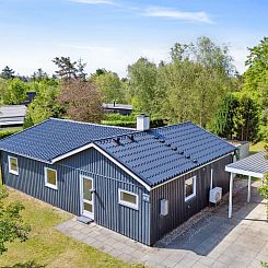 Vakantiehuis "Esmer" - 8km from the sea