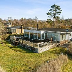 Vakantiehuis "Dzavid" - 10m from the sea