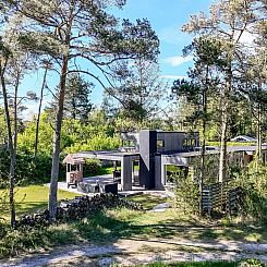 Vakantiehuis "Bitha" - 400m from the sea