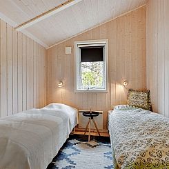 Vakantiehuis "Dorthie" - 1.7km from the sea