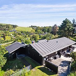 Vakantiehuis "Henryk" - 350m from the sea