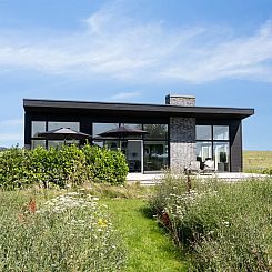 Vakantiehuis "Bæver" - 200m from the sea