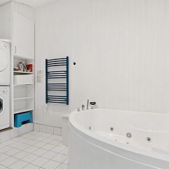 Vakantiehuis "Rik" - 2km from the sea