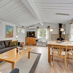 Vakantiehuis "Naya" - 2.5km from the sea