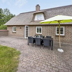 Vakantiehuis "Osmo" - 900m from the sea