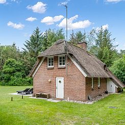 Vakantiehuis "Alkil" - 1.7km from the sea