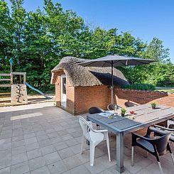 Vakantiehuis "Thana" - 1.4km from the sea