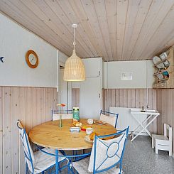 Vakantiehuis "Fransiska" -  from the sea