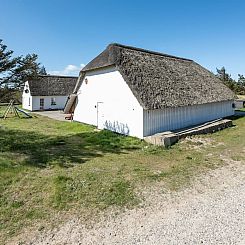 Vakantiehuis "Cornelius" - 900m from the sea