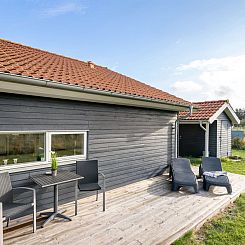 Vakantiehuis "Kanerva" -  from the sea