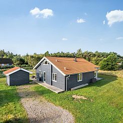 Vakantiehuis "Kanerva" -  from the sea