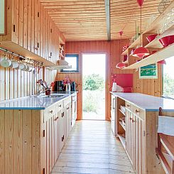 Vakantiehuis "Bryndis" - 300m from the sea