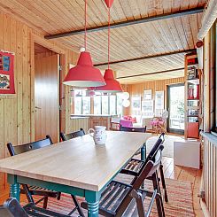 Vakantiehuis "Bryndis" - 300m from the sea