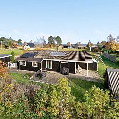 Vakantiehuis "Joon" - 300m from the sea