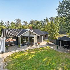 Vakantiehuis "Razmo" - 300m from the sea