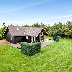 Vakantiehuis "Yvonna" - 350m to the fjord