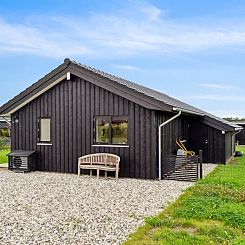 Vakantiehuis "Brothir" - 500m from the sea