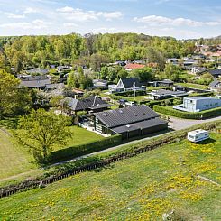 Vakantiehuis "Malinda" - 500m from the sea