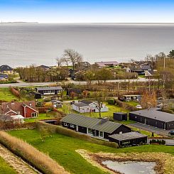 Vakantiehuis "Kato" -  from the sea