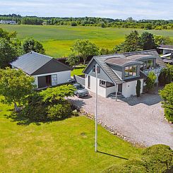 Vakantiehuis "Alona" - 90m from the sea