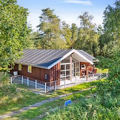 Vakantiehuis "Synne" - 350m from the sea