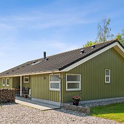 Vakantiehuis "Henninge" - 300m from the sea