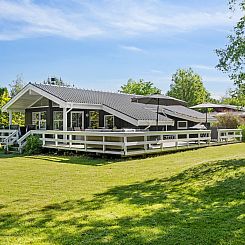 Vakantiehuis "Alruna" - 350m from the sea