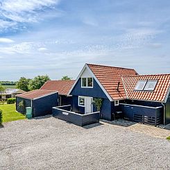 Vakantiehuis "Edvia" - 700m to the fjord