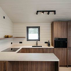 Panorama Lake House Scandi met hottub
